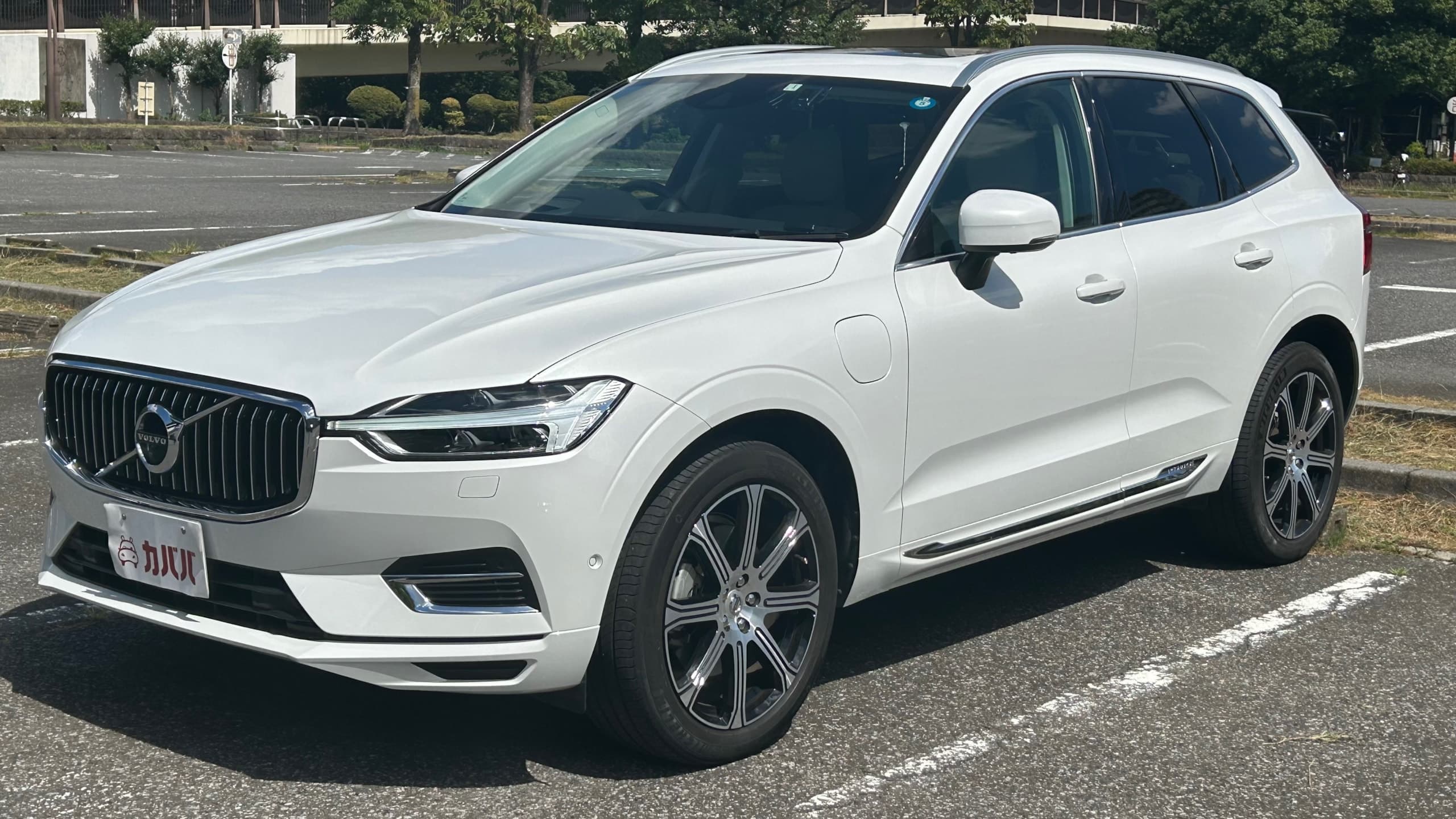 リチャージ プラグインハイブリッド T8 AWD インスクリプション エクスプレッション エアサスペンション装着車
